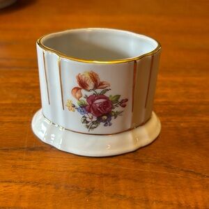 Porcelain toothpick holder.